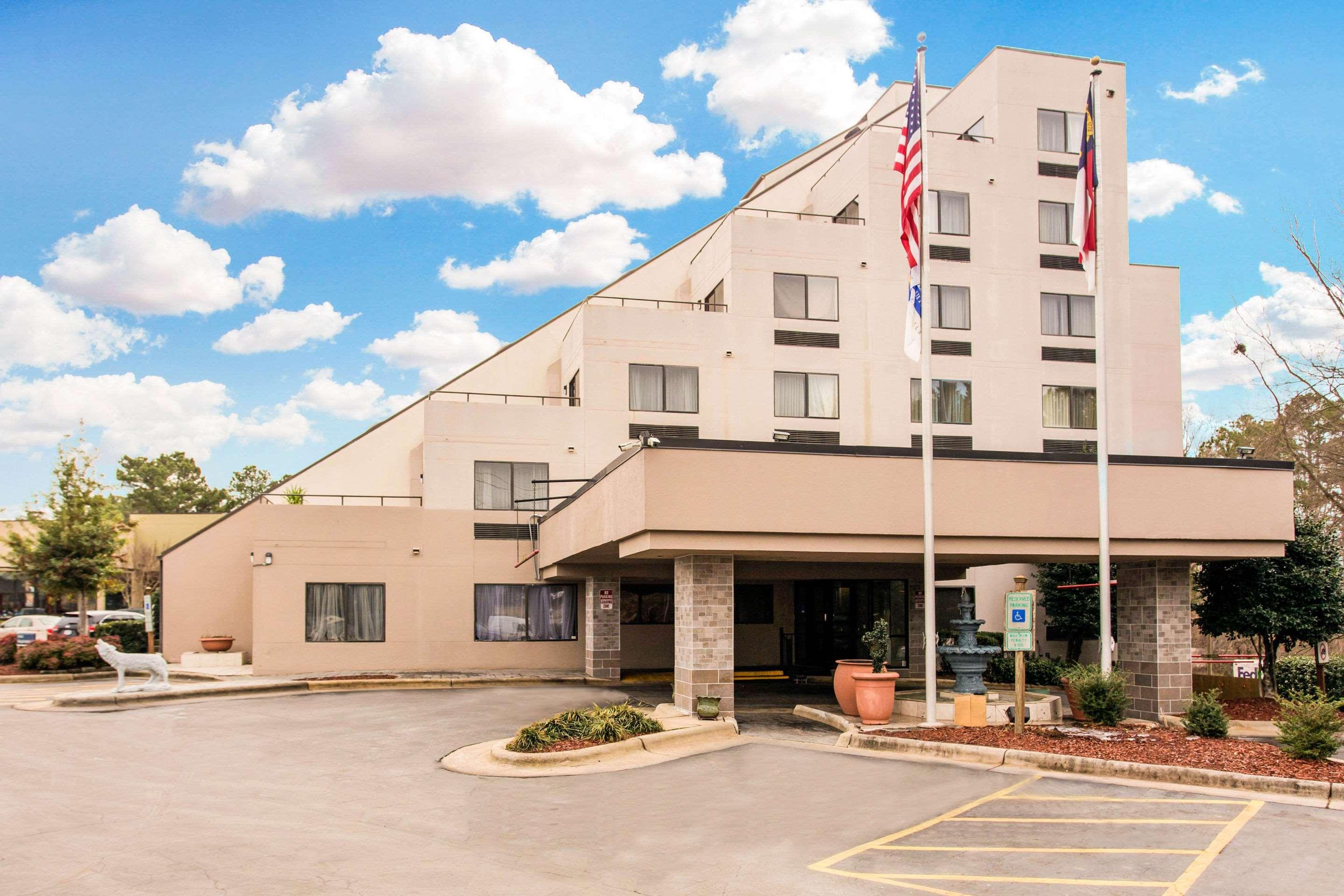 Best Western Plus Raleigh Crabtree Valley Hotel Exterior foto